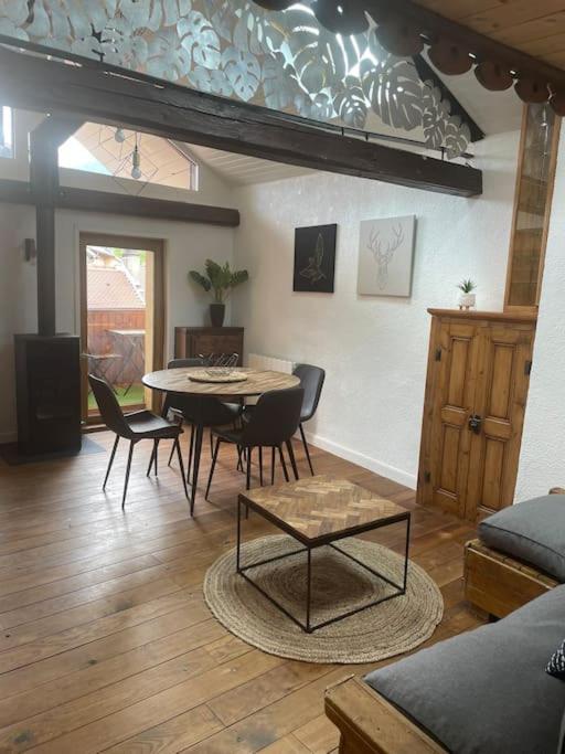 Appartement Plein De Charme - Coeur Vieille Ville Annecy Extérieur photo