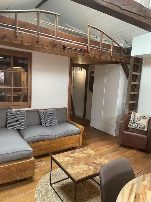 Appartement Plein De Charme - Coeur Vieille Ville Annecy Extérieur photo