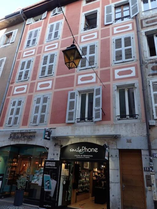 Appartement Plein De Charme - Coeur Vieille Ville Annecy Extérieur photo